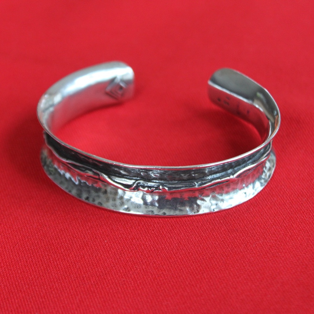 Sterlingsilver Cuff Bracelet With Decorative Twist - image 1